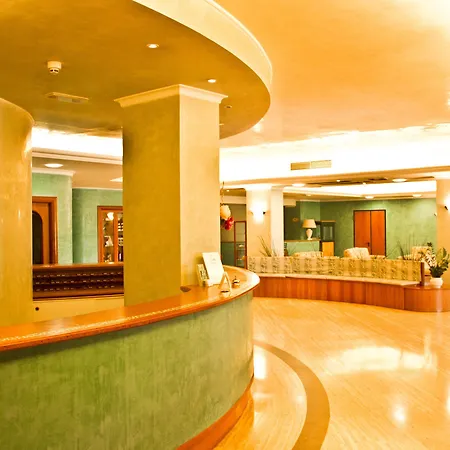 Отель Aldero 4*